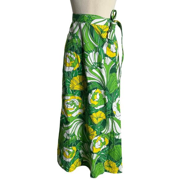 Other Dresses & Skirts - Vintage 1970s Floral Green Pattern Katasha’s Unusuals Size Small Wrap Skirt